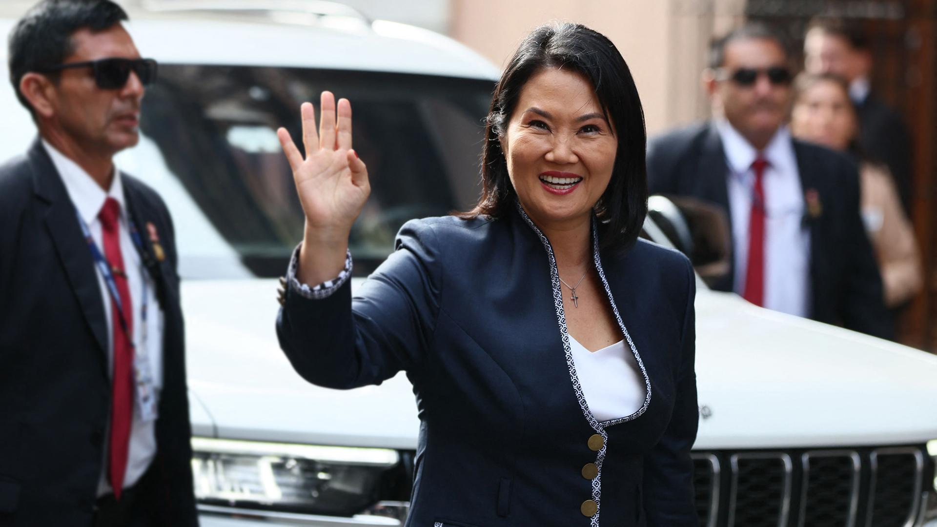 Keiko Fujimori übernimmt Präsidentenamt in Peru