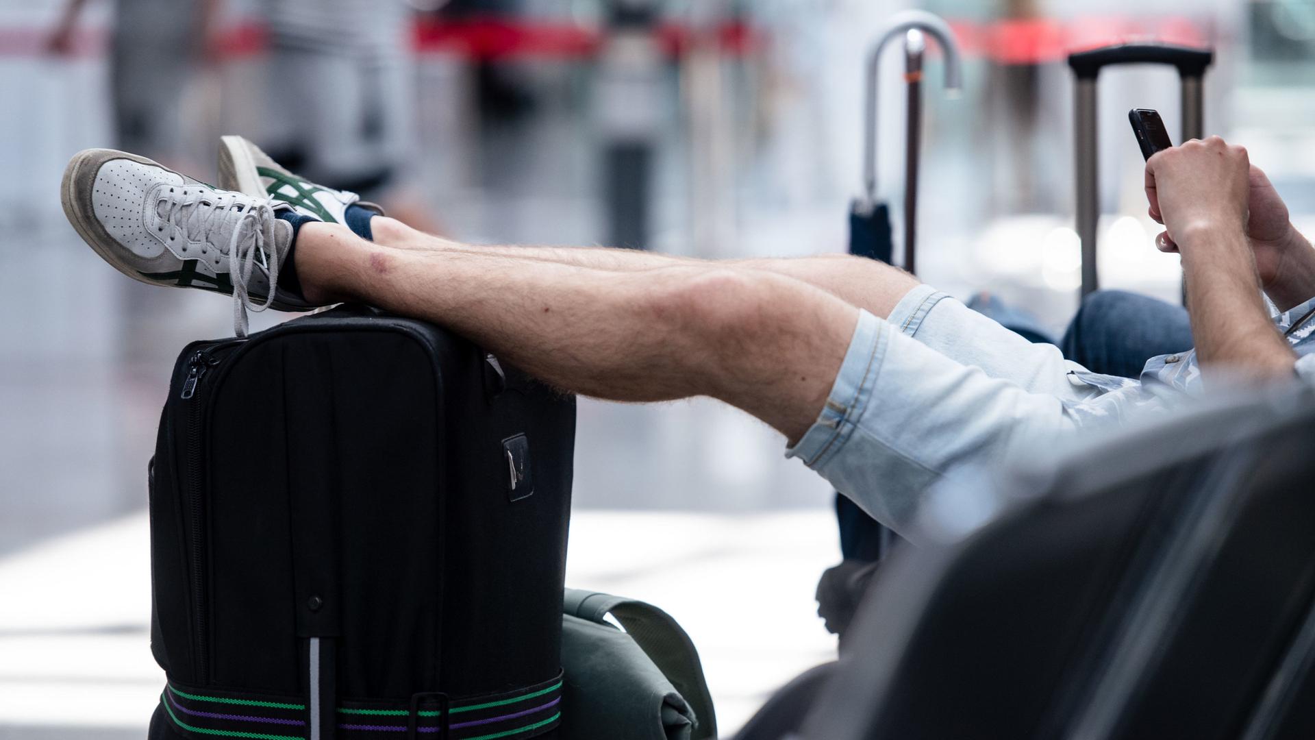 Wie erreiche ich meinen Flug sicher und stressfrei?
