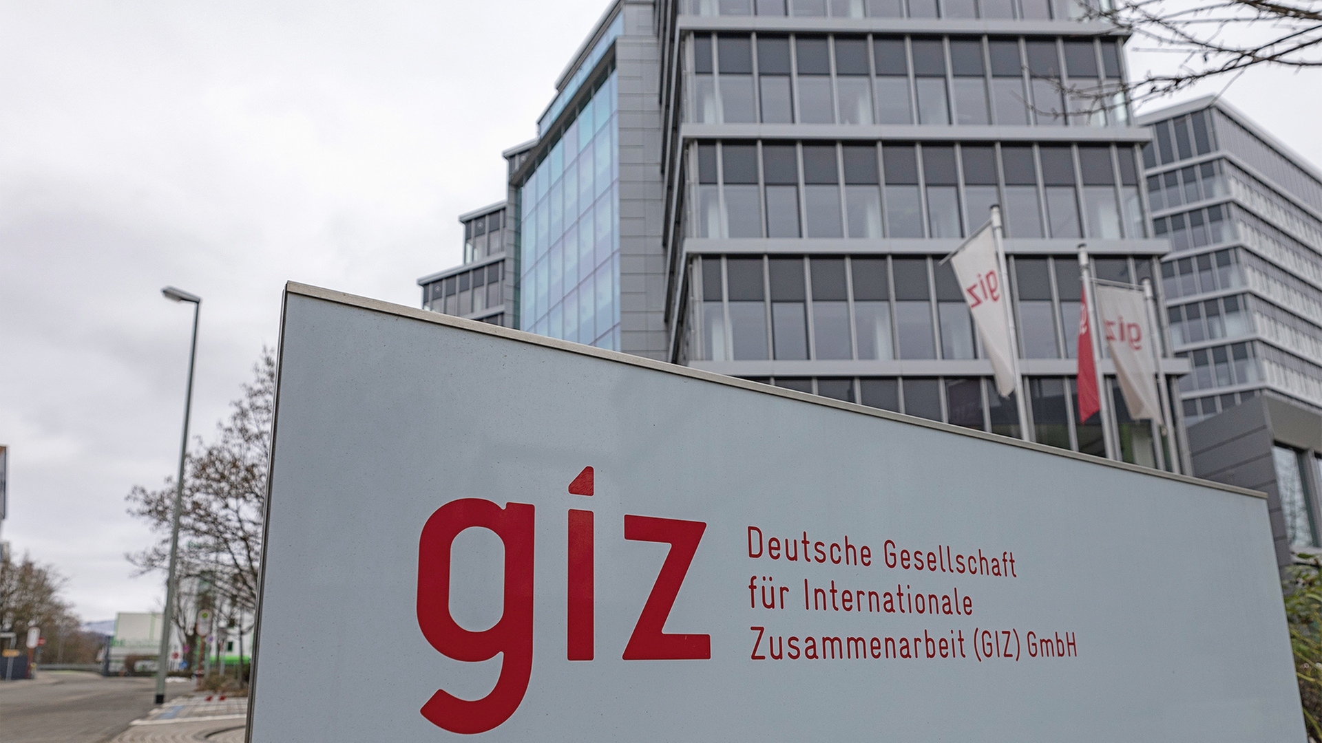 Aussenansicht der Gesellschaft für Internationale Zusammenarbeit (GIZ) in Eschborn. | picture alliance/dpa