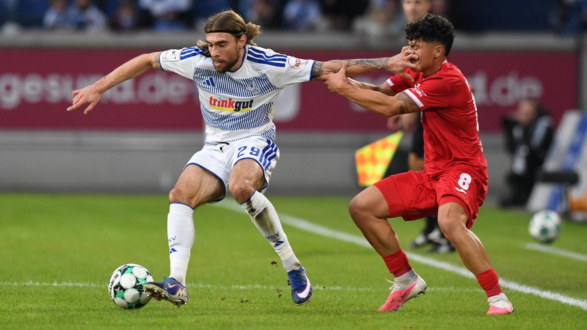 3. Liga: Duisburg mit doppeltem Pfosten-Pech - Viktoria nimmt Punkt mit