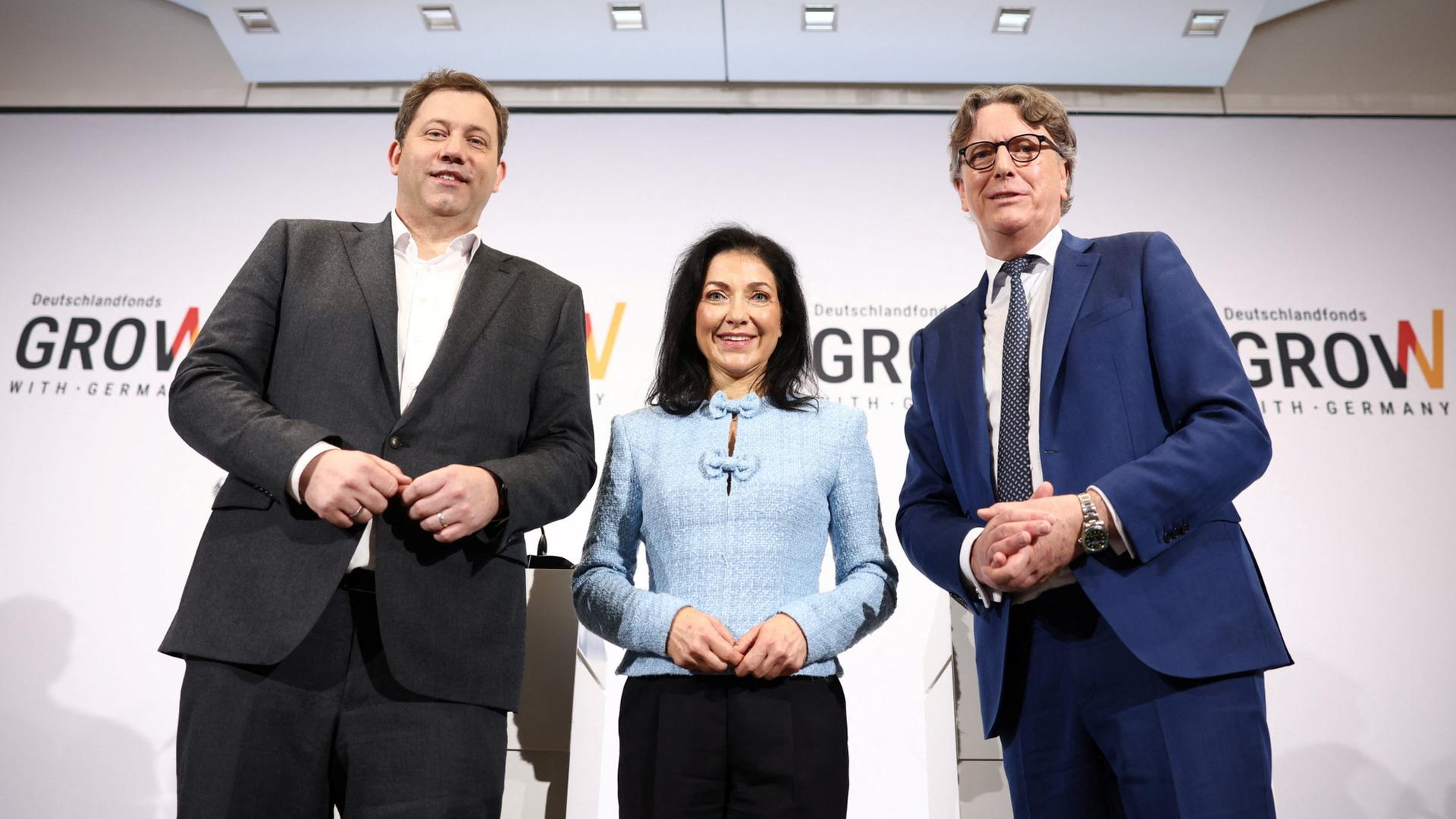 Lars Klingbeil, Katherina Reiche und Stefan Wintels | REUTERS
