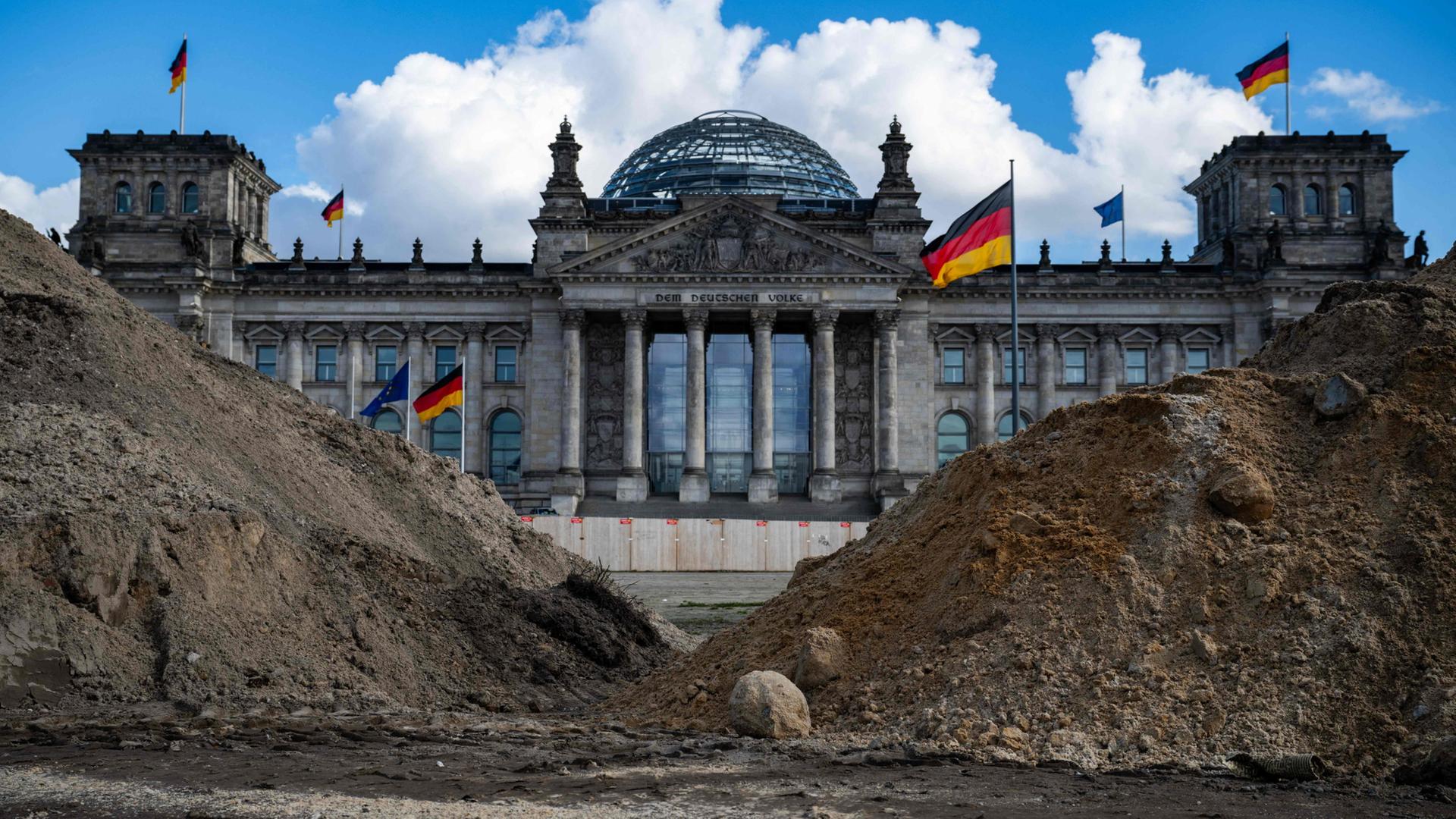 Der Reichstag von außen. | AFP