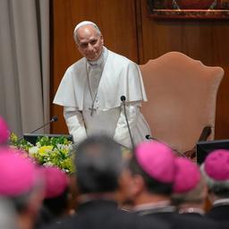 Bischofsweihe in der Schweiz: Piusbrüder wagen Konflikt mit dem Papst ...