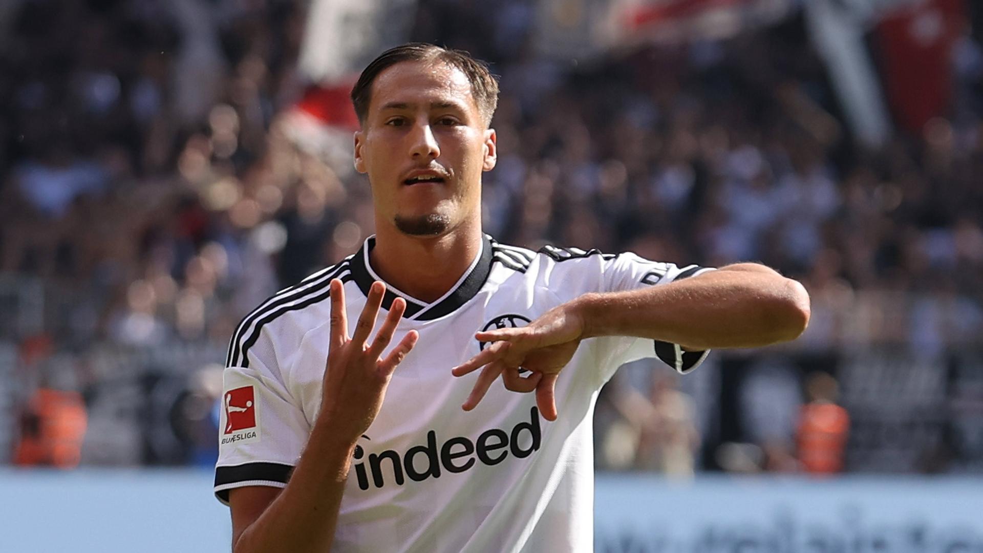 Eintracht-Dreierpacker Younes Ebnoutalib: Das Märchen geht von vorne los