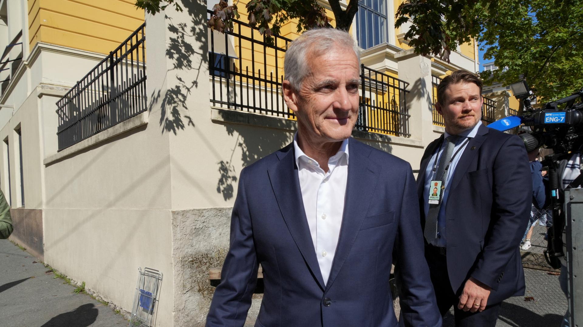 Jonas Gahr Støre nach der Stimmabgabe zur norwegischen Parlamentswahl. | REUTERS