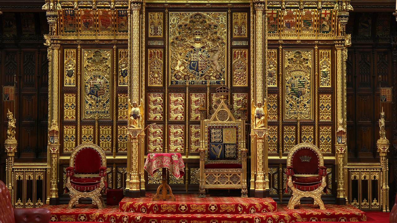 Die Befugnisse des britischen Königs tagesschau.de