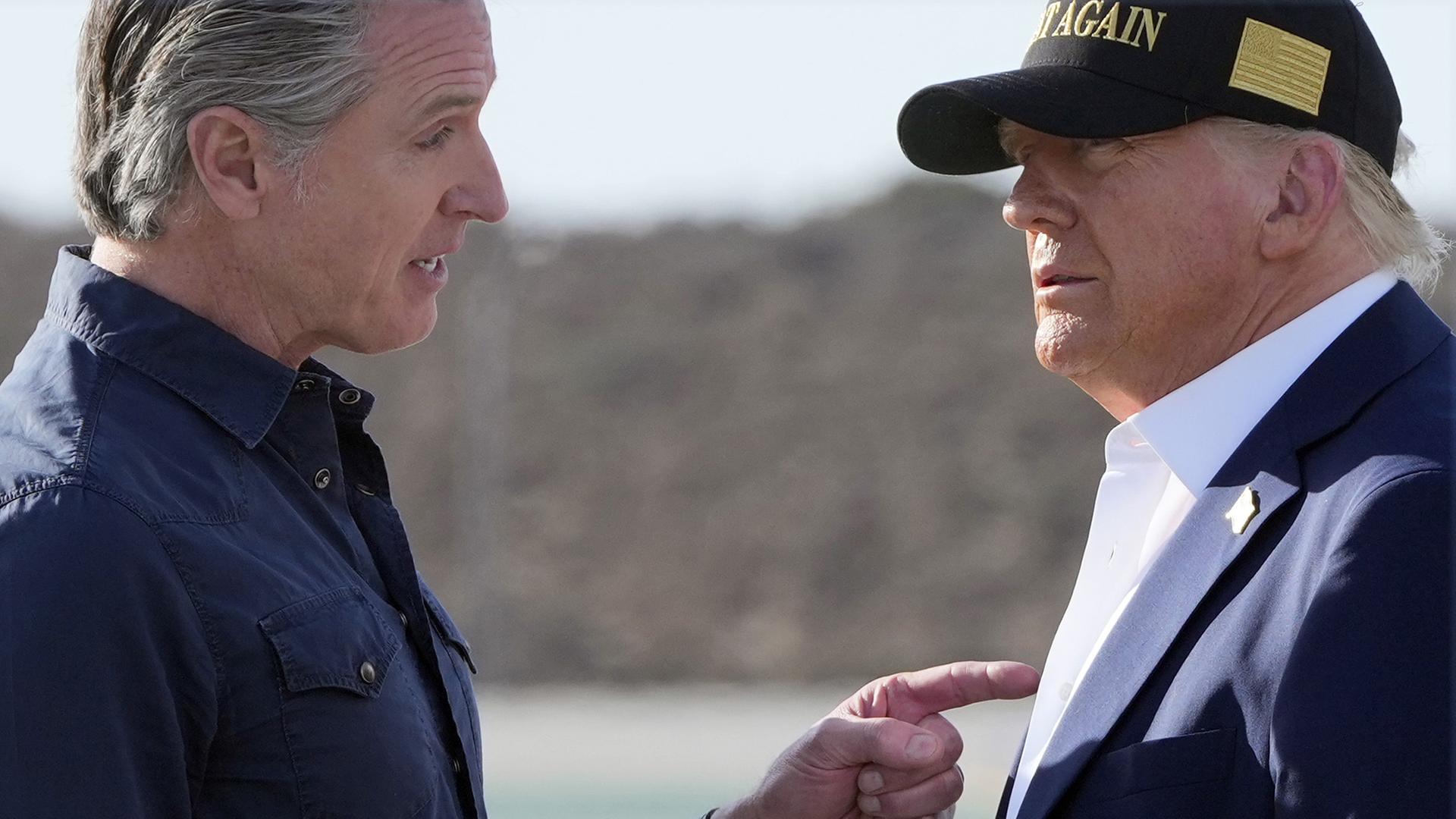 Donald Trump spricht mit Gavin Newsom. | dpa