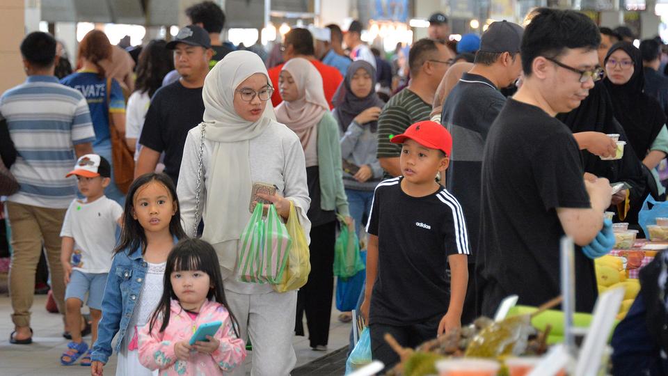 Sultanat Brunei Feiern trotz Weihnachtsverbot tagesschau.de