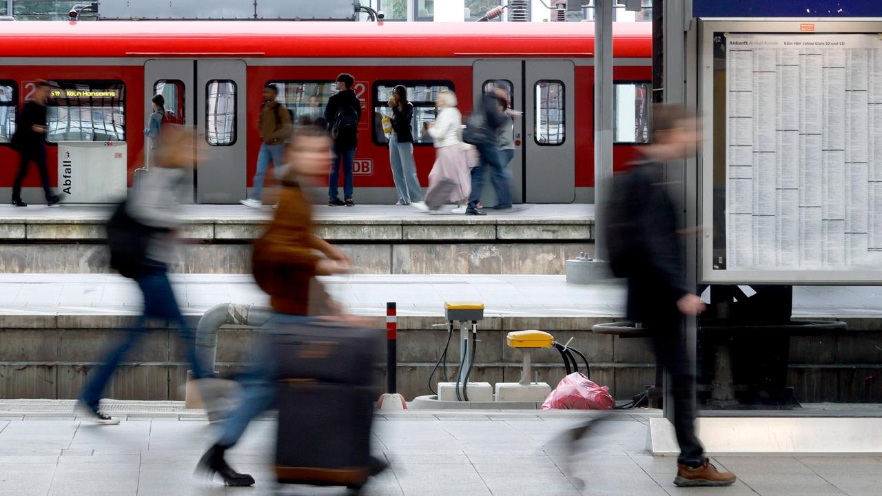 Sperrung am Kölner Hauptbahnhof nach zehn Tagen aufgehoben Sperrung am Kölner Hauptbahnhof nach zehn Tagen aufgehoben