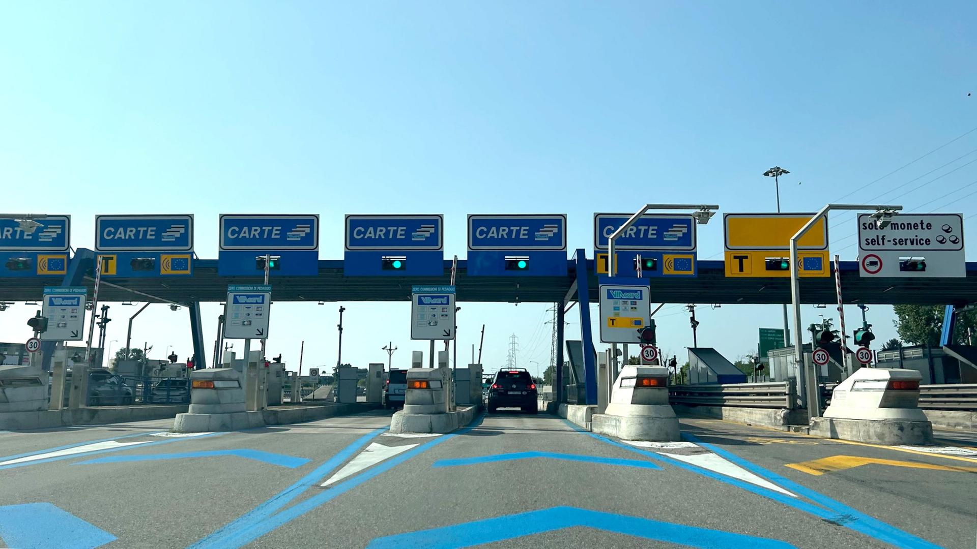 Eine Mautstelle auf der Autostrada zwischen Mailand und Vares | Christoph Sator/dpa