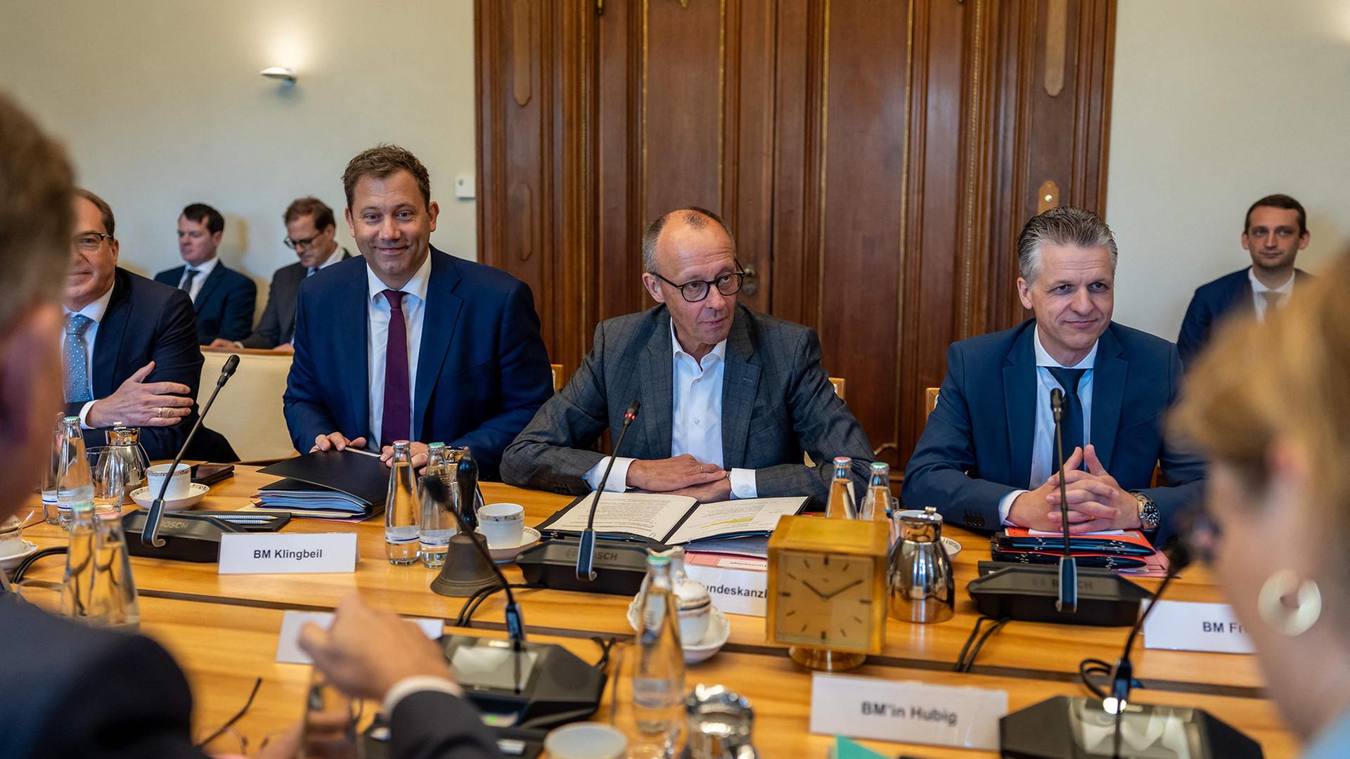 Bundeskabinett startet mit zweitägiger Klausurtagung