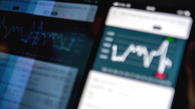Börsenkurse auf einem Smartphone