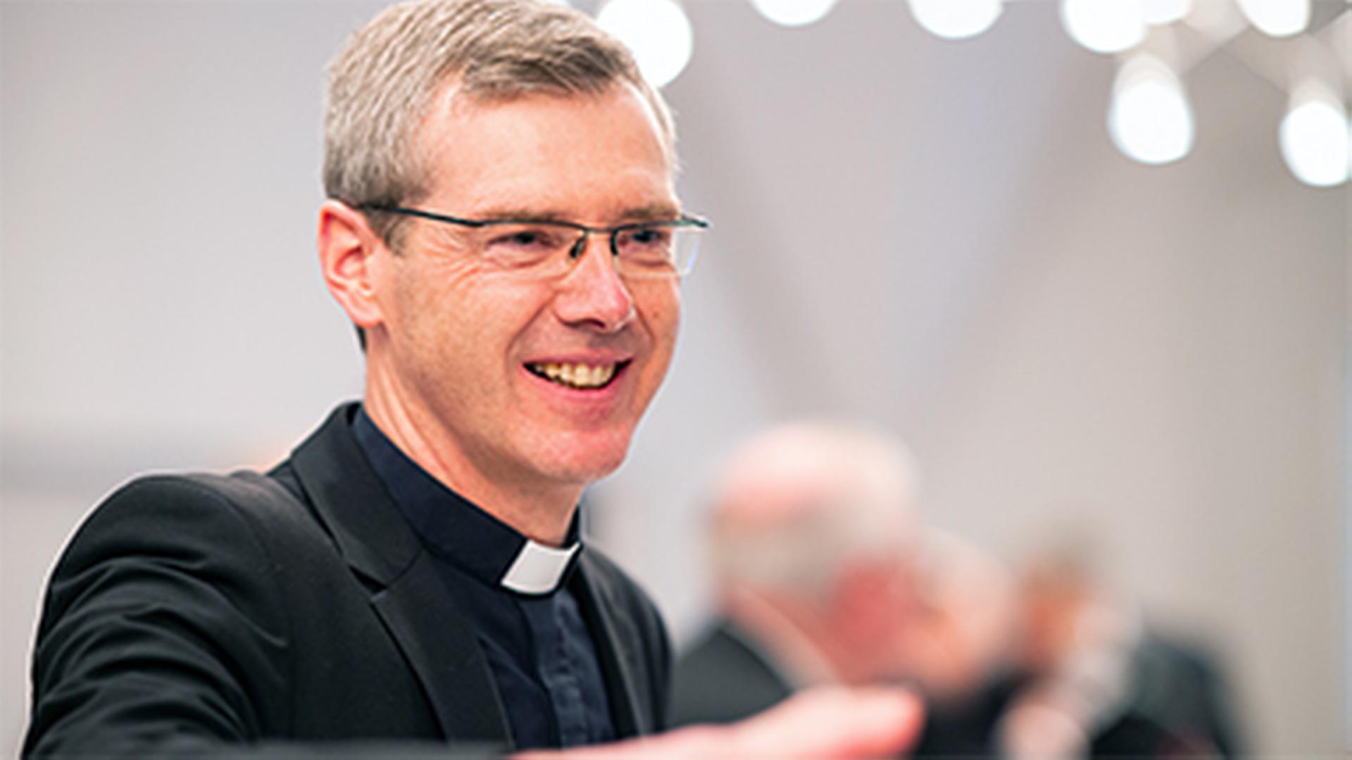 Aufnahme vom Bischof Heiner Wilmer aus Hildesheim. | WDR/ Neundorf/Kirchner-Media