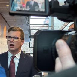 Daniel Halemba am ersten Verhandlungstag am Amtsgericht Würzburg.