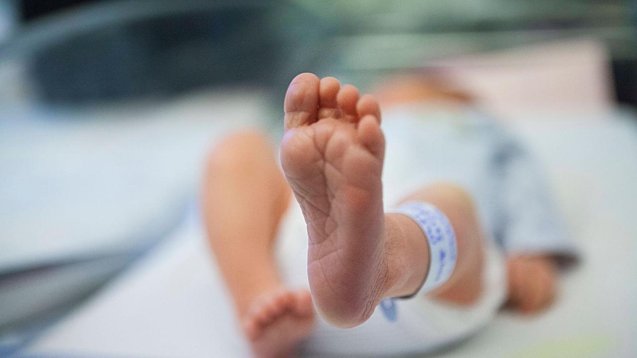 バーデン・ヴュルテンベルク州: バーデン南部で乳児の死体が発見: 援助の申し出が届かないことが多い理由