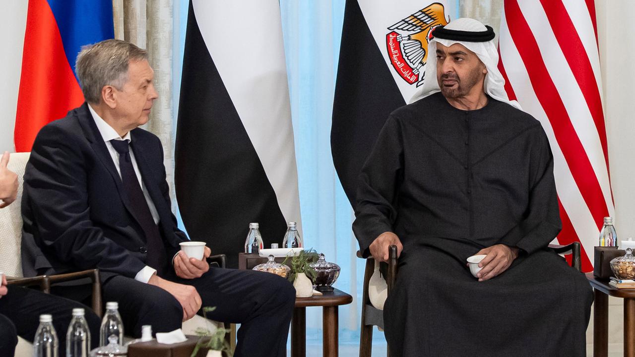 Russland-bleibt-bei-Verhandlungen-in-Abu-Dhabi-bei-seinen-Forderungen