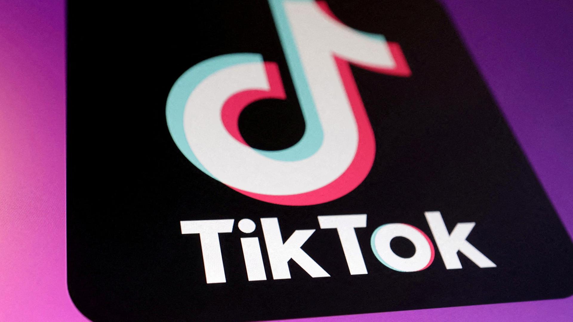 Das Logo der Social-Media-Plattform TikTok auf dunklem Hintergrund. | REUTERS
