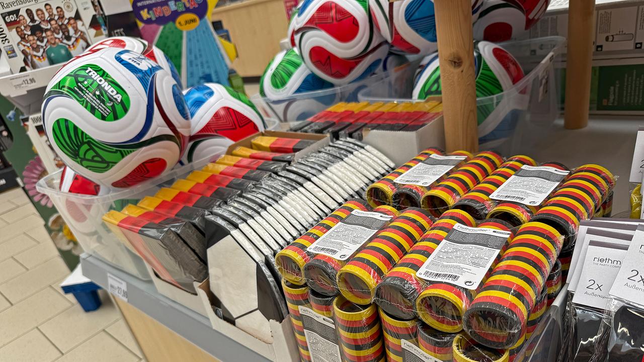 Einzelhandel hofft auf WM-Euphorie gegen die Konsumflaute Einzelhandel hofft auf WM-Euphorie gegen die Konsumflaute