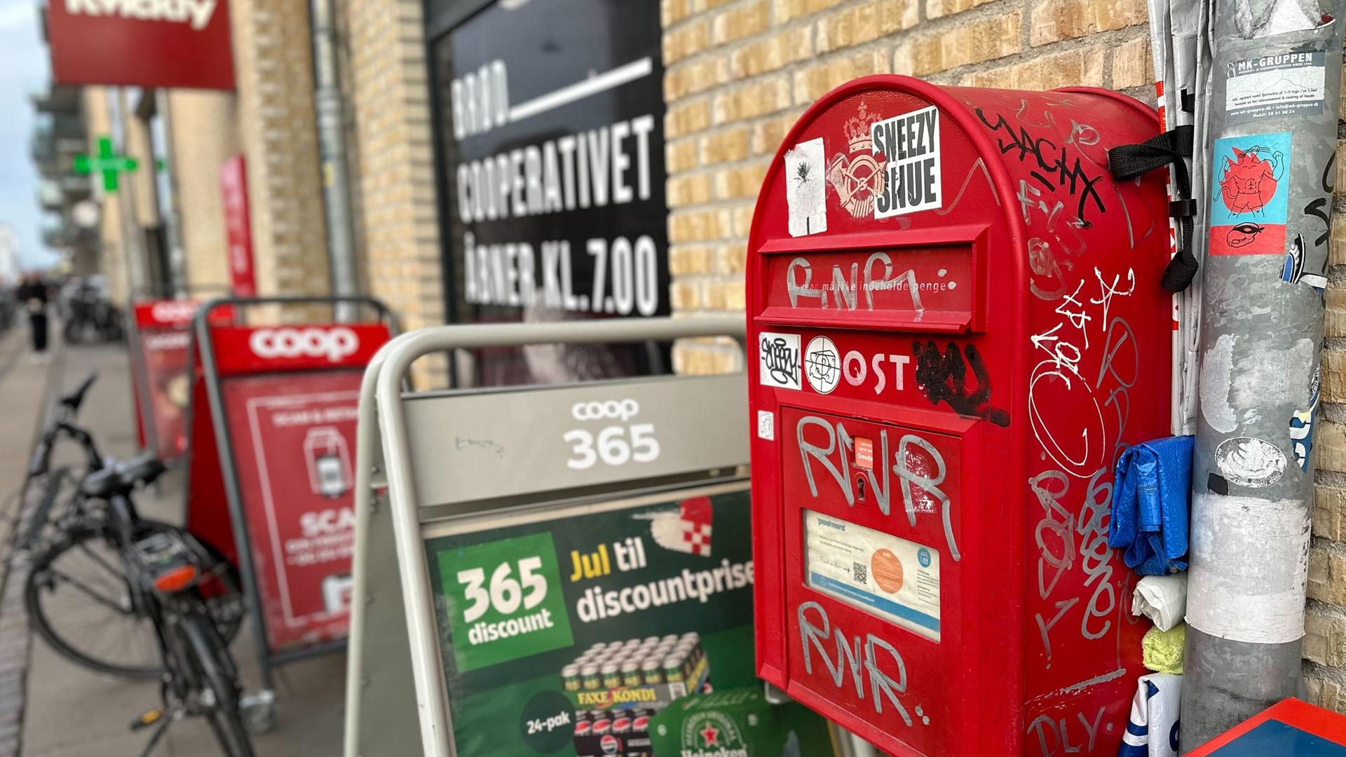 Ein Postkasten in Kopenhagen (Archiv) | dpa