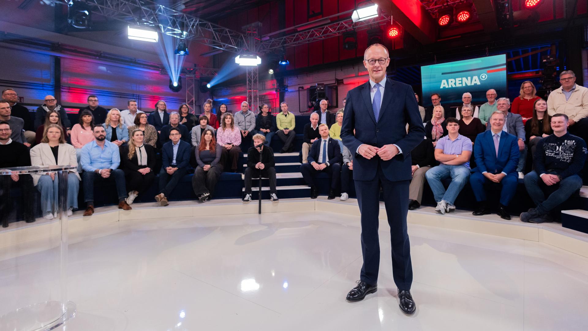 Bundeskanzler Friedrich Merz in Sendung Arena | dpa