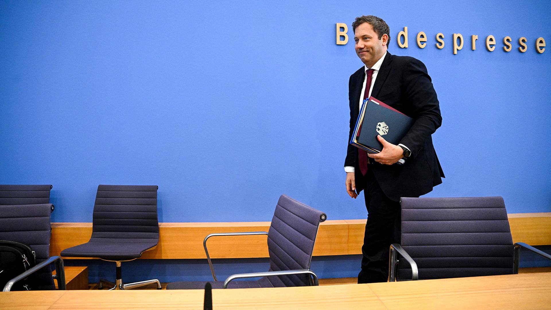 Lars Klingbeil | REUTERS