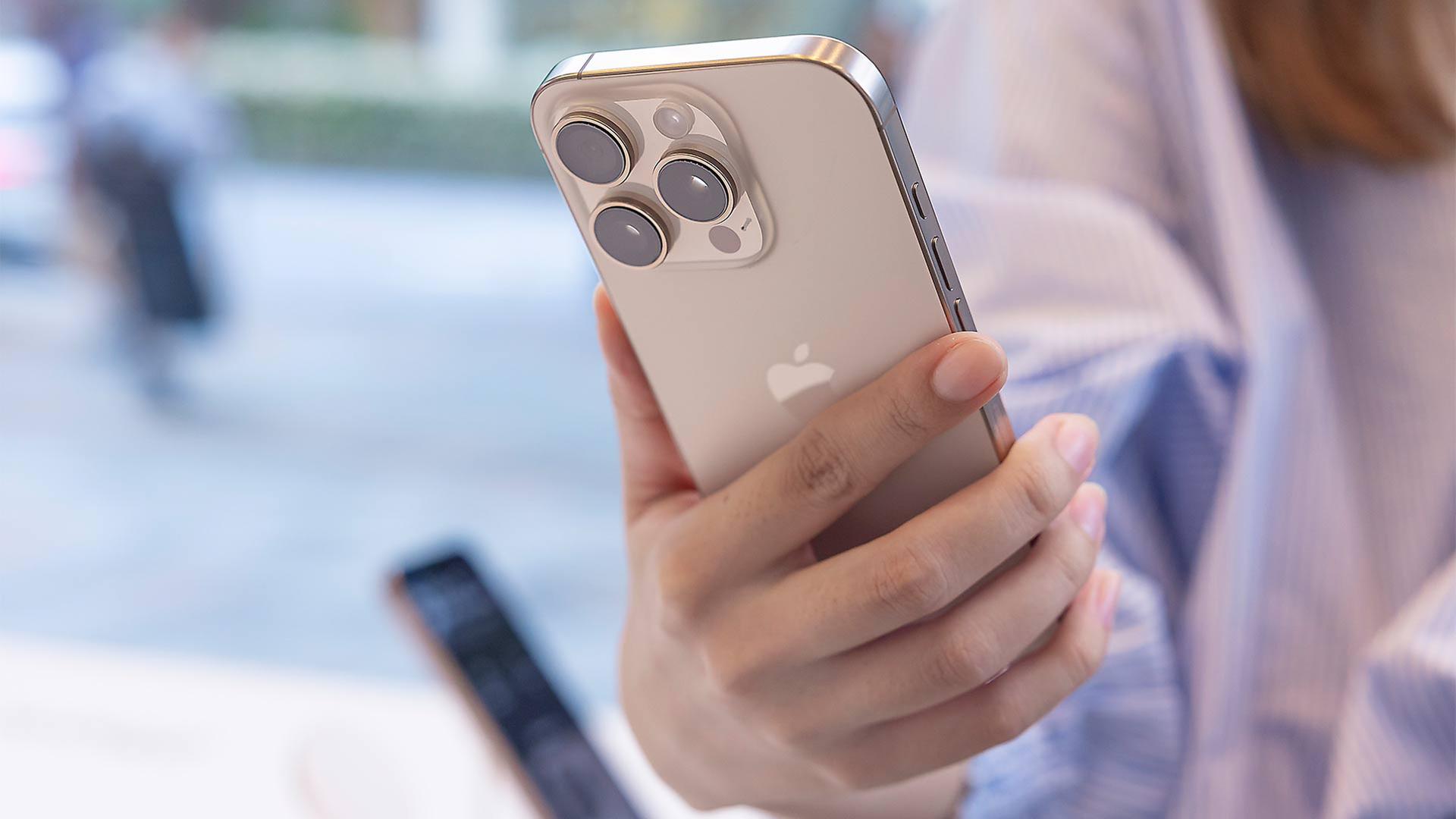 Vorzieheffekt steigert Nachfrage: Apple erzielt Rekordquartal