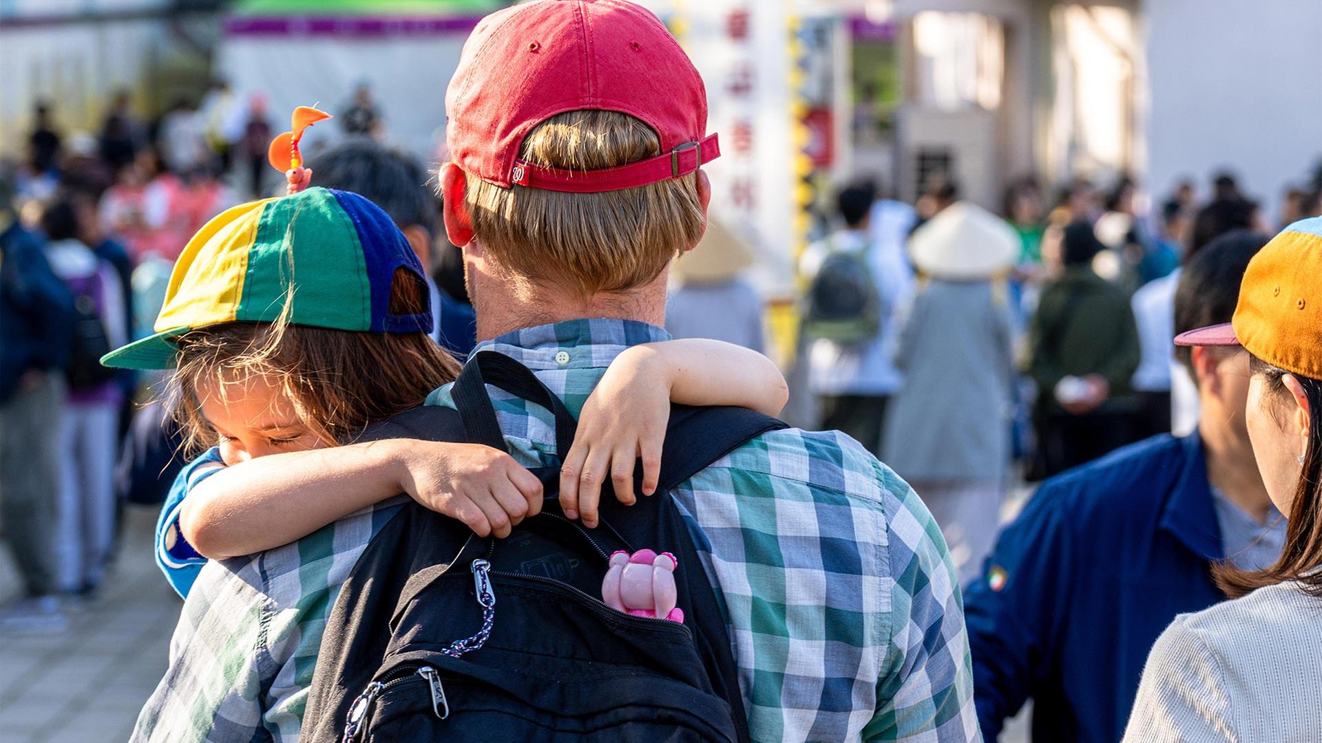 Familie im Urlaub. | picture alliance / CHROMORANGE