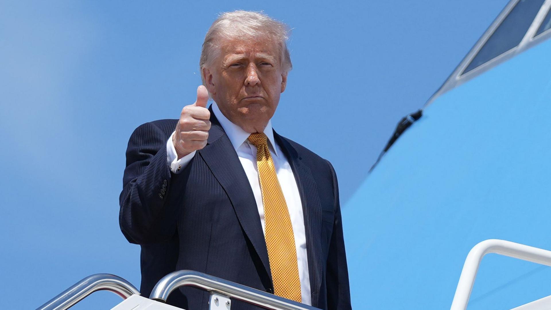 Donald Trump | Mark Schiefelbein/AP/dpa