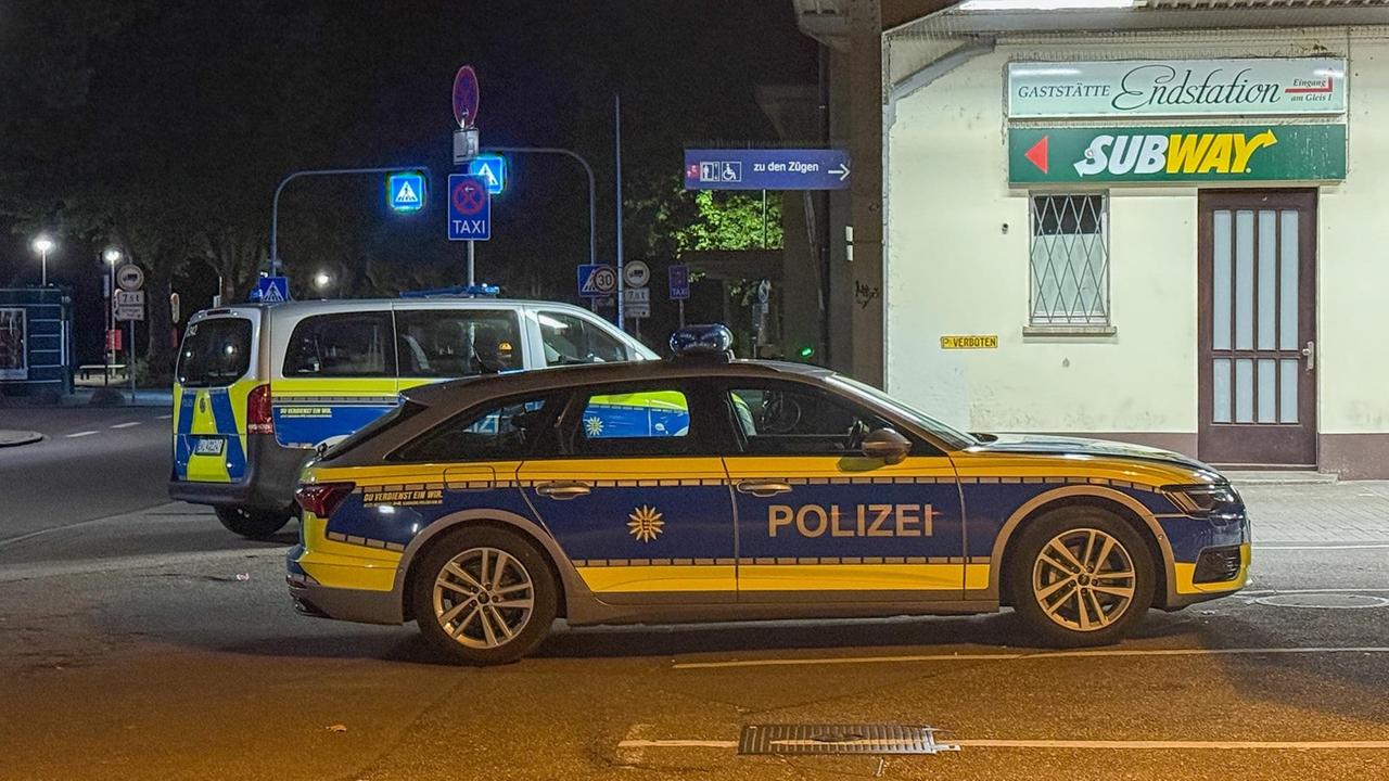 Baden-Württemberg：Karlsruhe-Durlachのヘリコプターインサート：逮捕された特別ユニットのMann