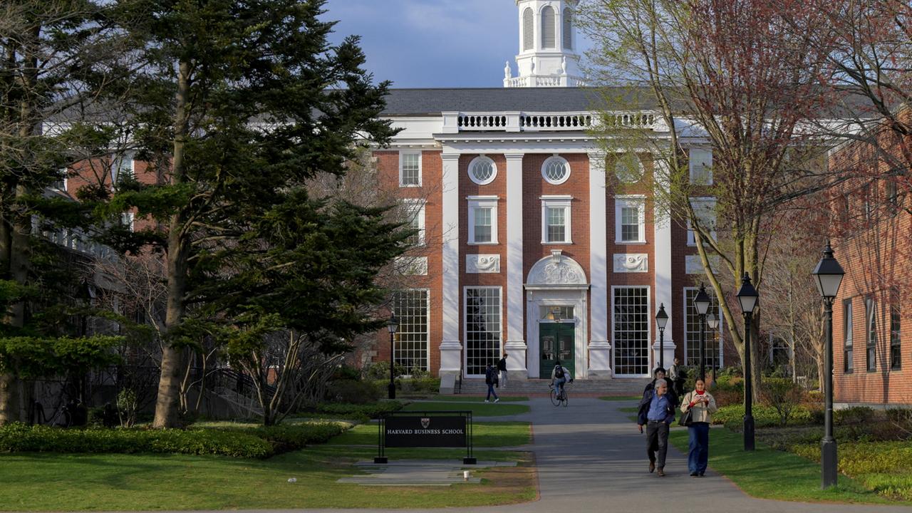 US government continues to put Harvard under pressure