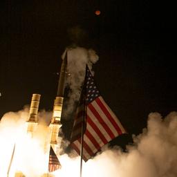 Die vom israelischen Verteidigungsministerium herausgegebene Aufnahme zeigt den Start einer Rakete des Raketenabwehrsystems "Arrow 3" (Archiv Januar 2022)