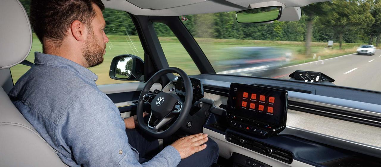 Testfahrt für autonomes Fahren mit VW ID. Buzz.