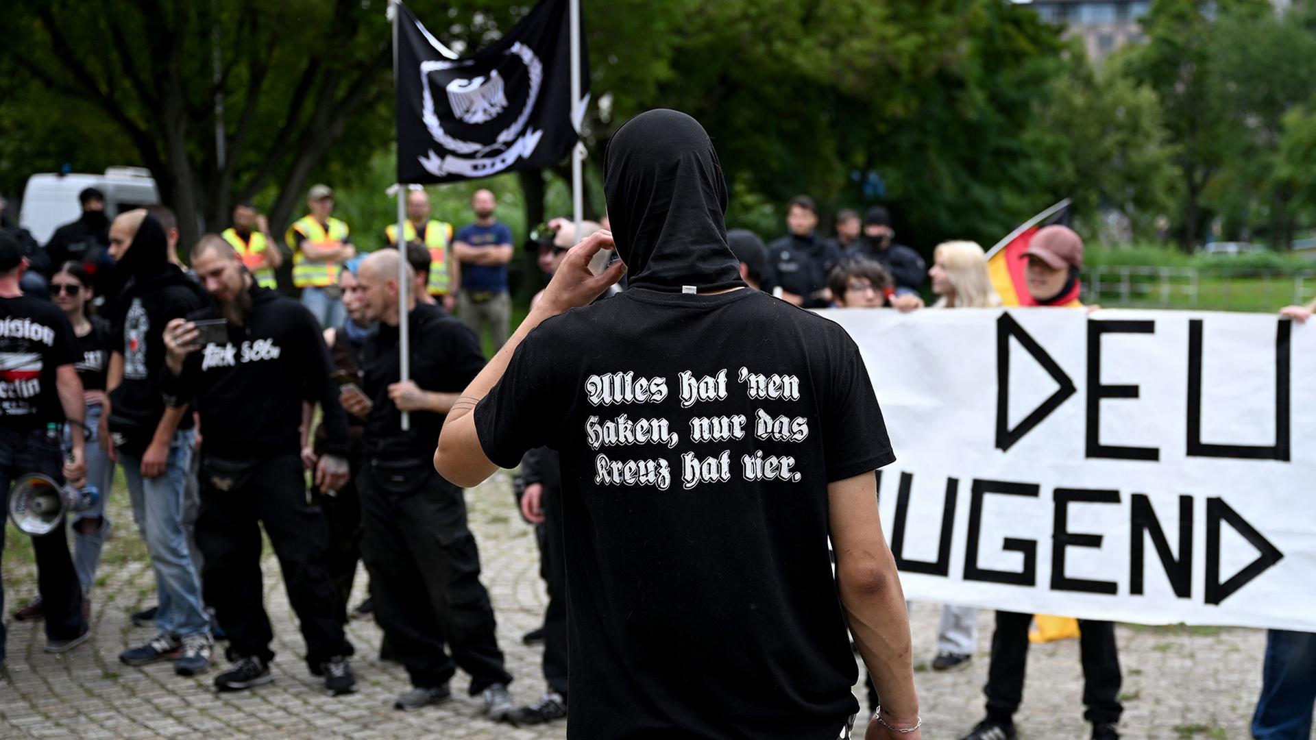Demonstrantion von Rechtsextremisten in Berlin, Deutschland | Bernd von Jutrczenka/dpa