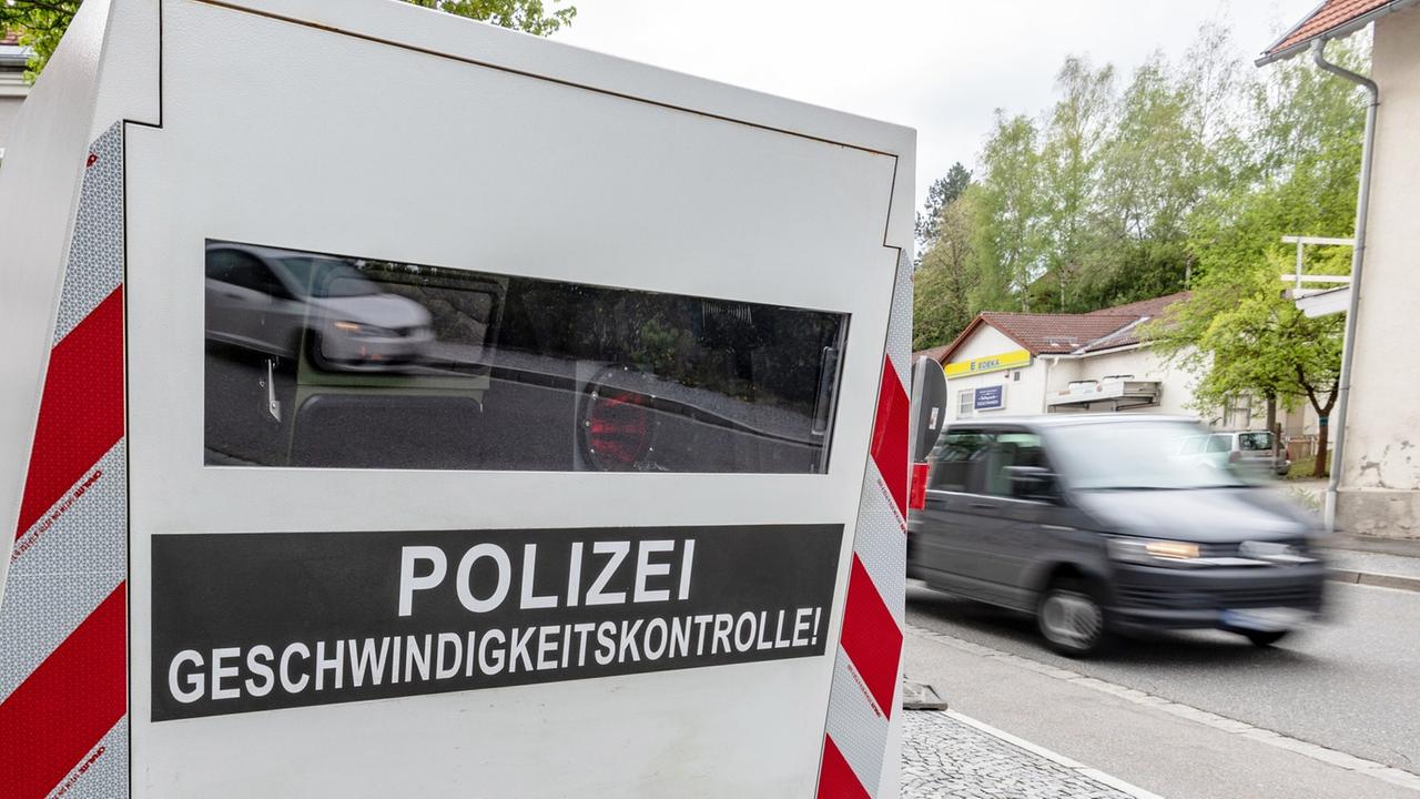 BadenWürttemberg Bußgeld für zu schnelles Fahren Wer es bekommt und was damit gemacht wird