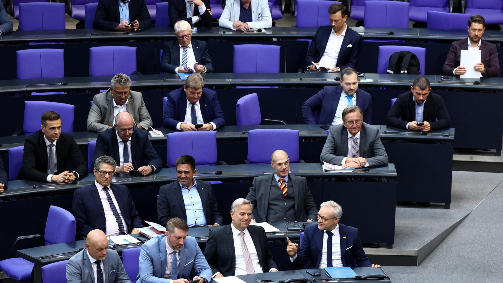 Mitglieder der AfD-Fraktion im Deutschen Bundestag. | REUTERS