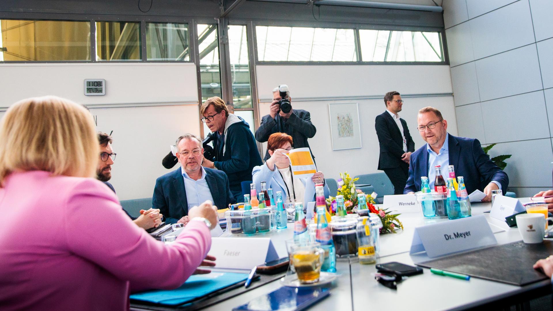 Markus Reher, RBB, zum Stand der Tarifverhandlungen zwischen Gewerkschaften  und Öffentlichen Dienst