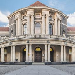 Blick auf das Hauptgebäude der Universität Hamburg.