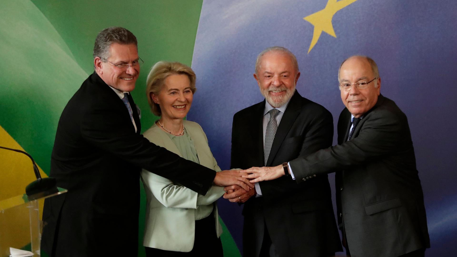 Maros Sefcovic, Von der Leyen, Lula da Silva und Marora Viera  | AP