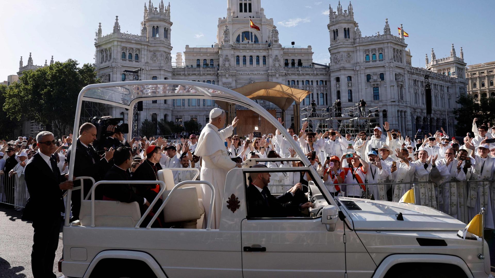 Spanien: Papst-Messe mit mehr als einer Million Menschen