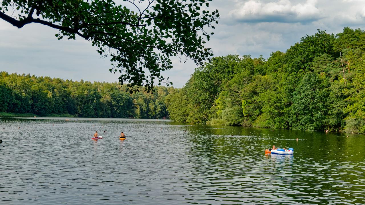 17-Year-Old Boy Dies Following Swimming Accident in Berlin