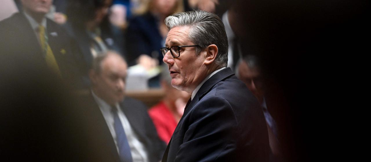 Keir Starmer während der wöchentlichen Fragestunde im Unterhaus in London.