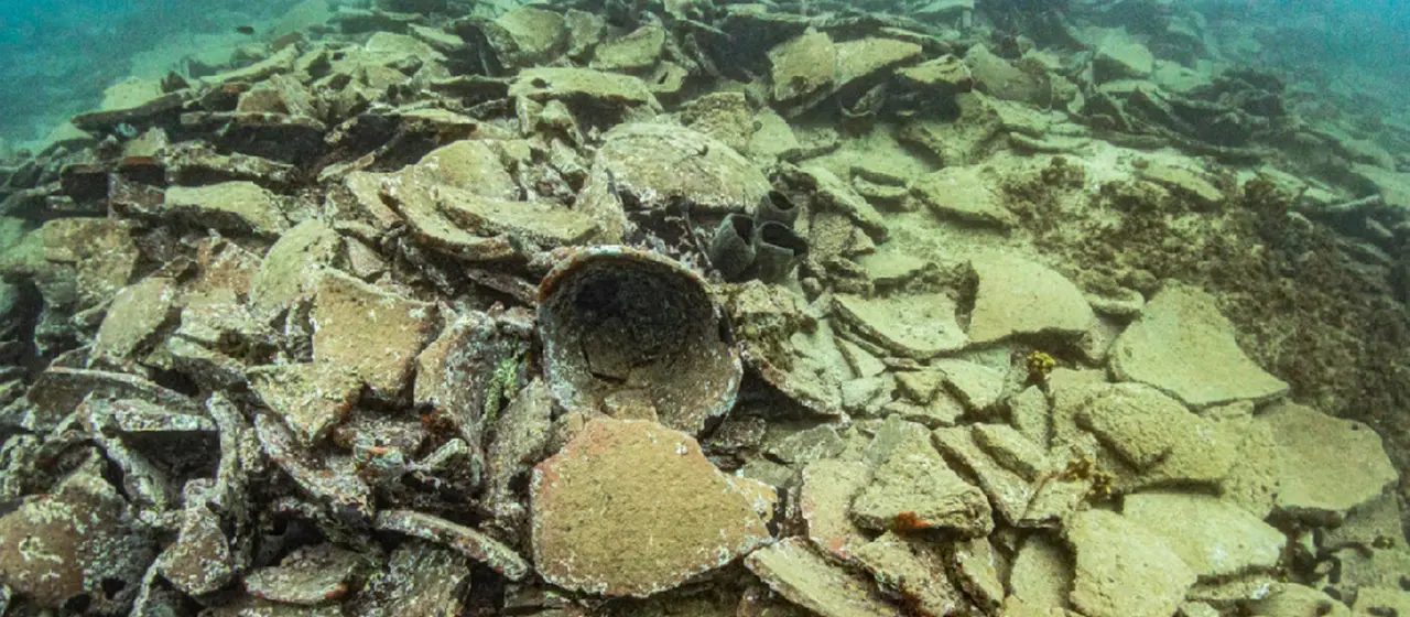 Amphoren auf dem Meeresgrund