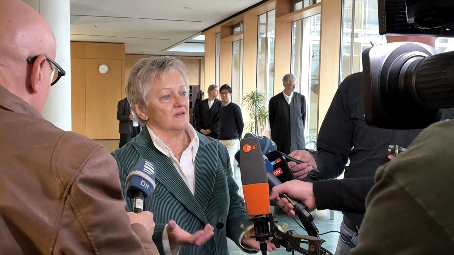 Bundesgerichtshof verweist Streit um falsches Künast-Zitat an EuGH