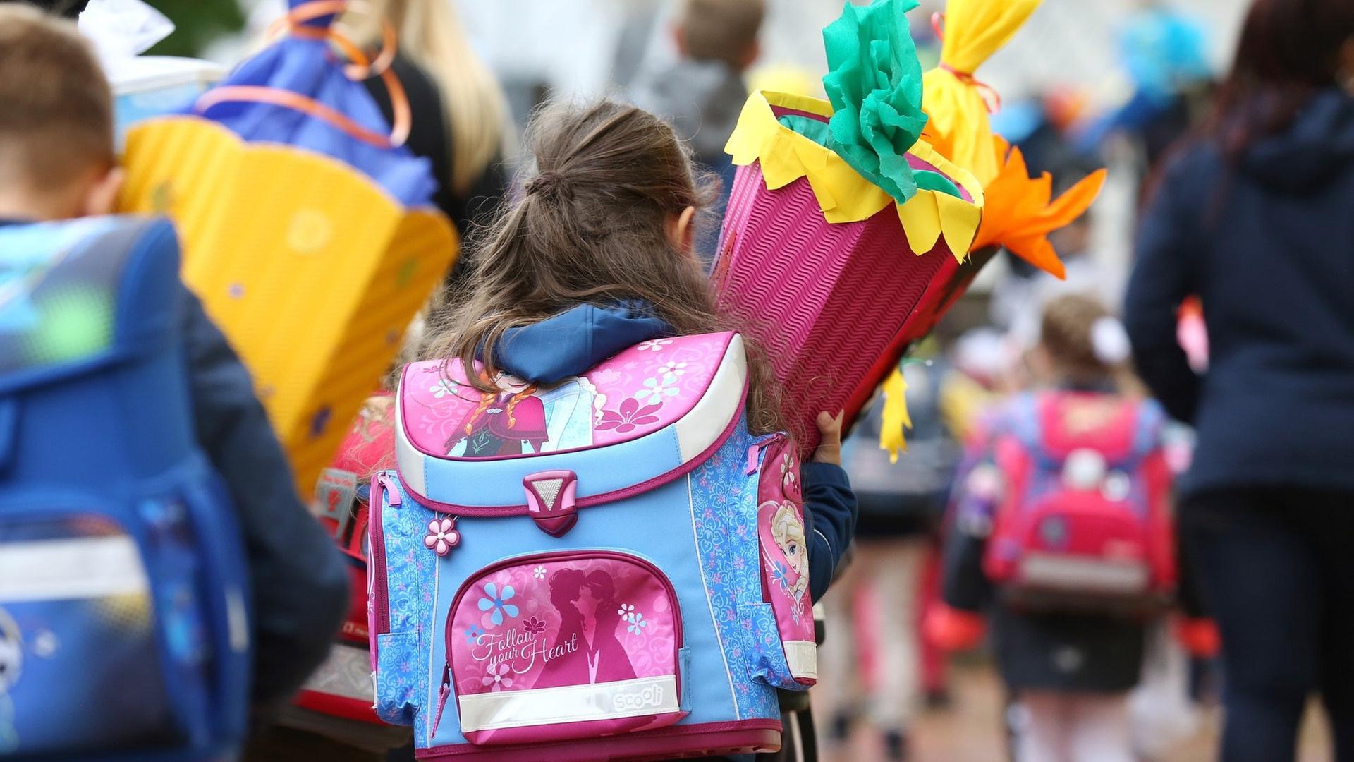 Hefte, Ranzen, Mäppchen: Soviel kostet die Ausstattung für Grundschüler fürs neue Schuljahr