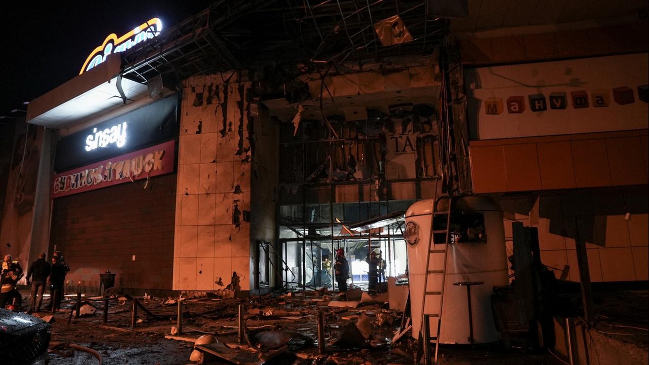 Deaths after Russian attack on shopping center in Sumy.