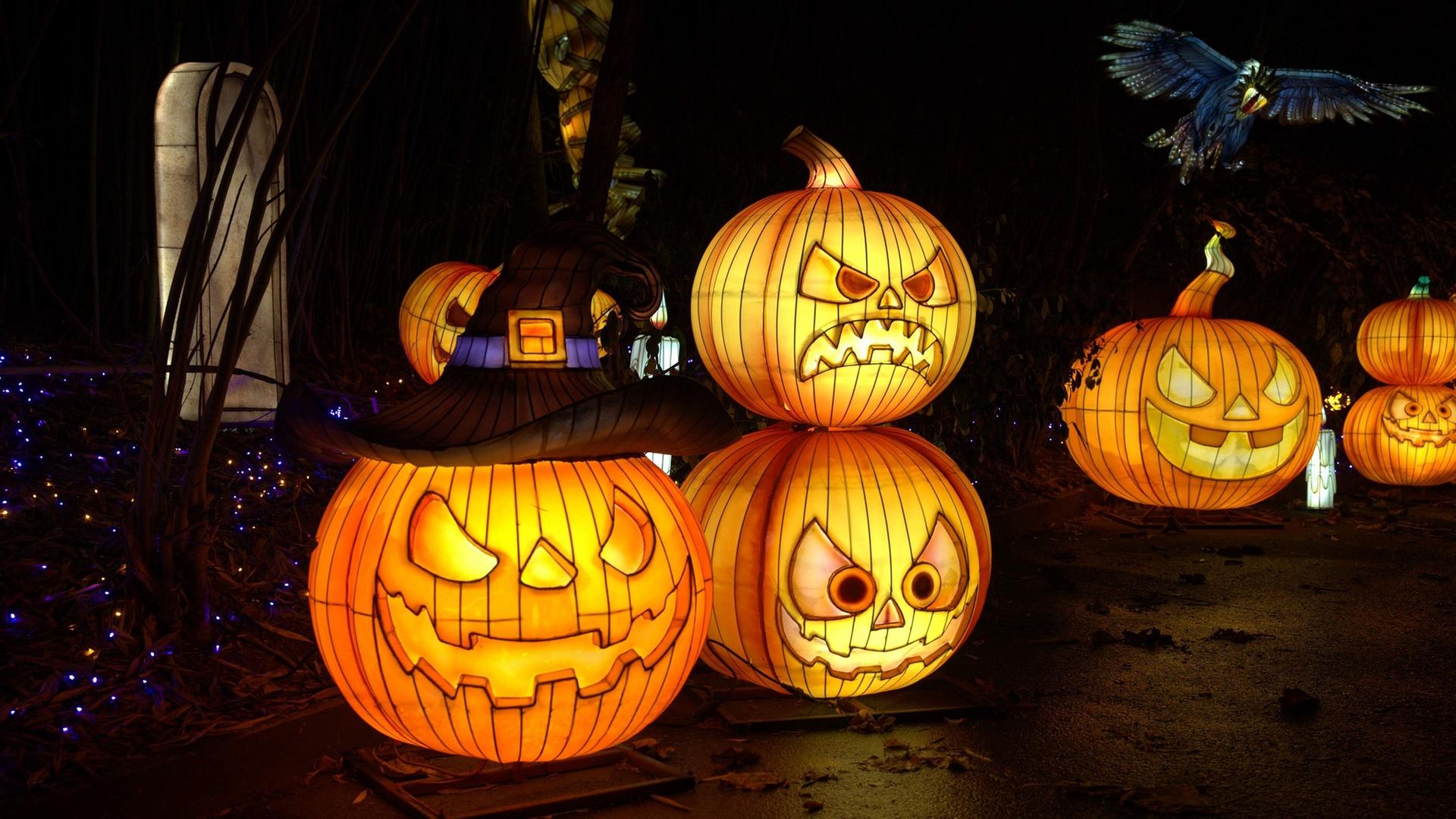 Halloweenmotiv beim Lichterfestival im Zoo Amnéville. | © Zoo von Amnéville