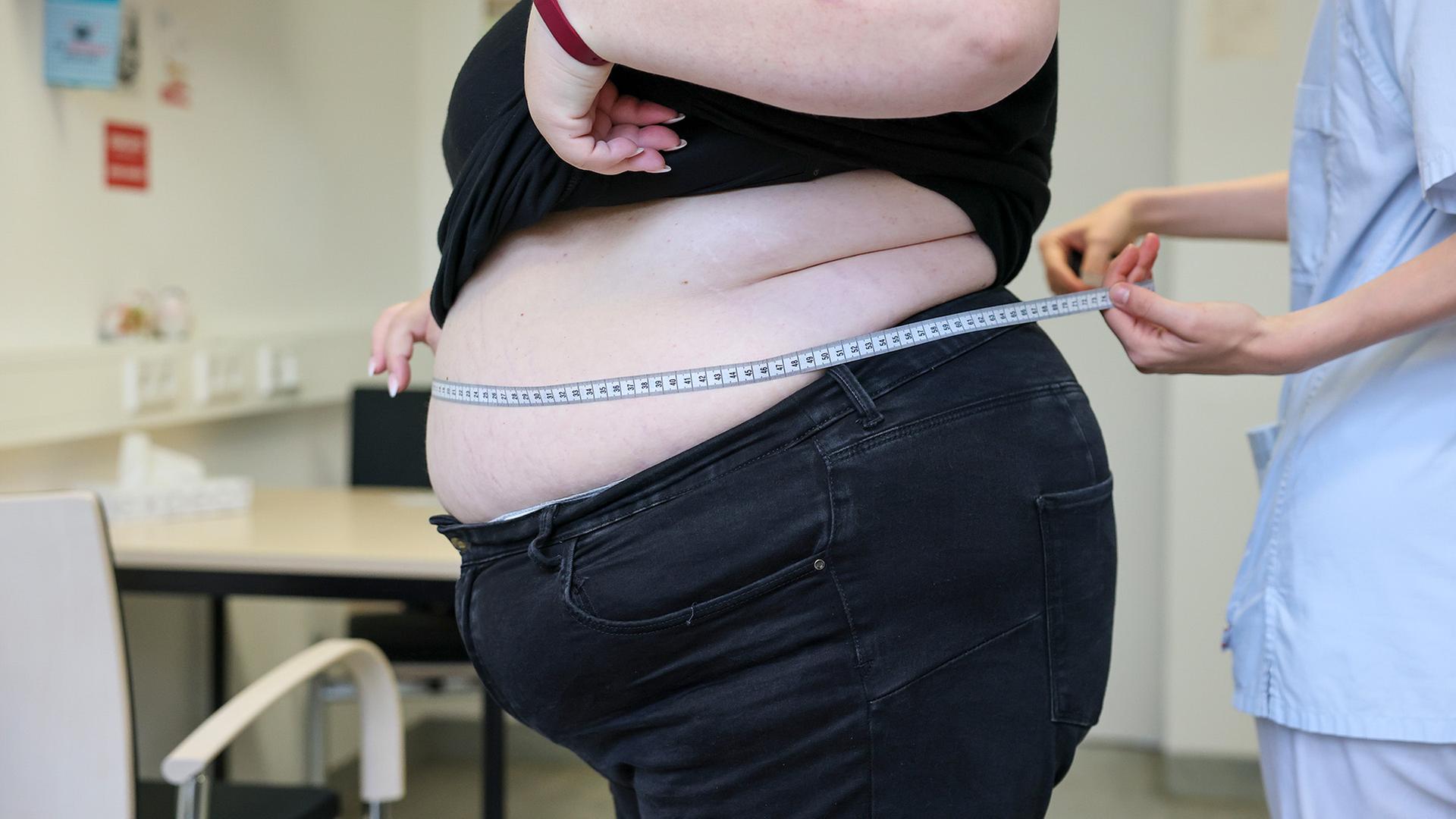 Mikrozensus: Mehr als jeder zweite Erwachsene ist übergewichtig Mikrozensus: Mehr als jeder zweite Erwachsene ist übergewichtig