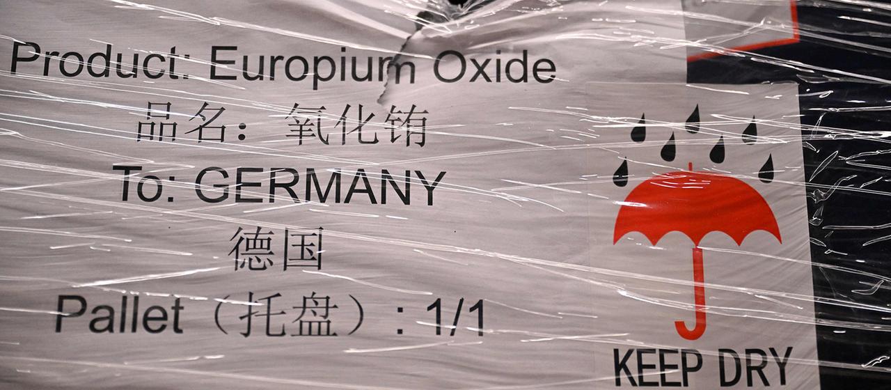 Eine Palette mit Europiumoxid