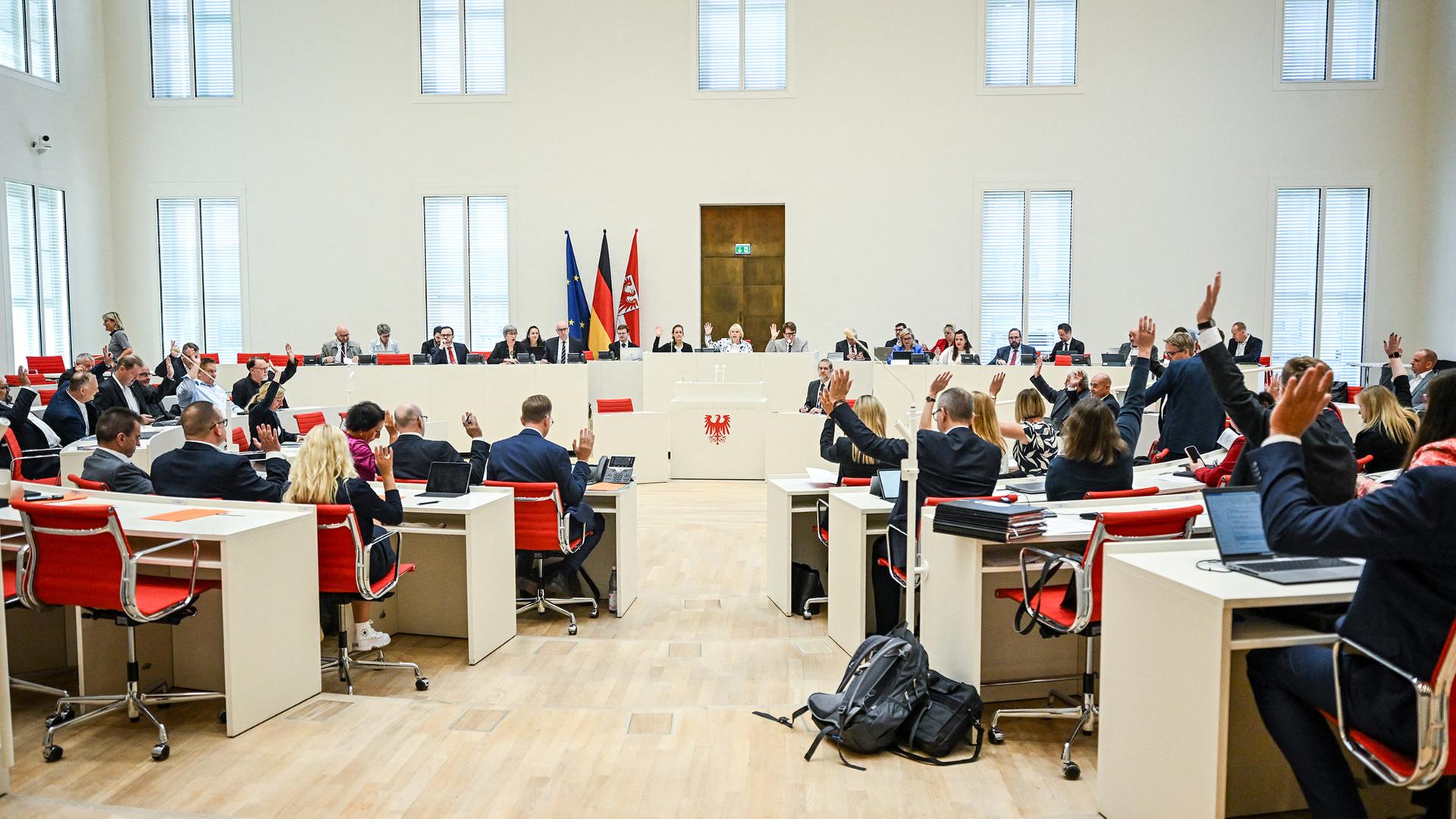 Blick in den Brandenburger Landtag (Quelle: picture alliance/dpa | Britta Pedersen) | picture alliance/dpa | Britta Pedersen