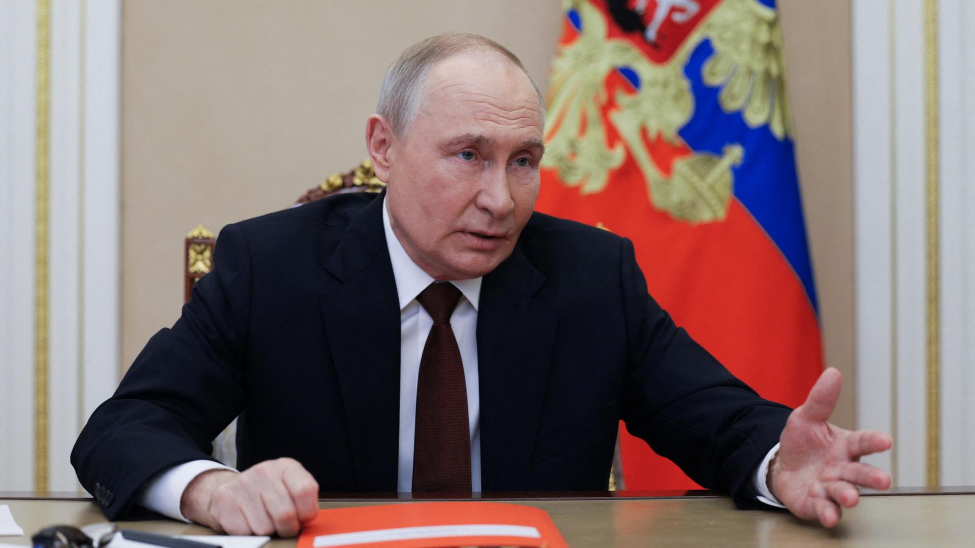 Putin will Details des US-Plans besprechen und droht der Ukraine